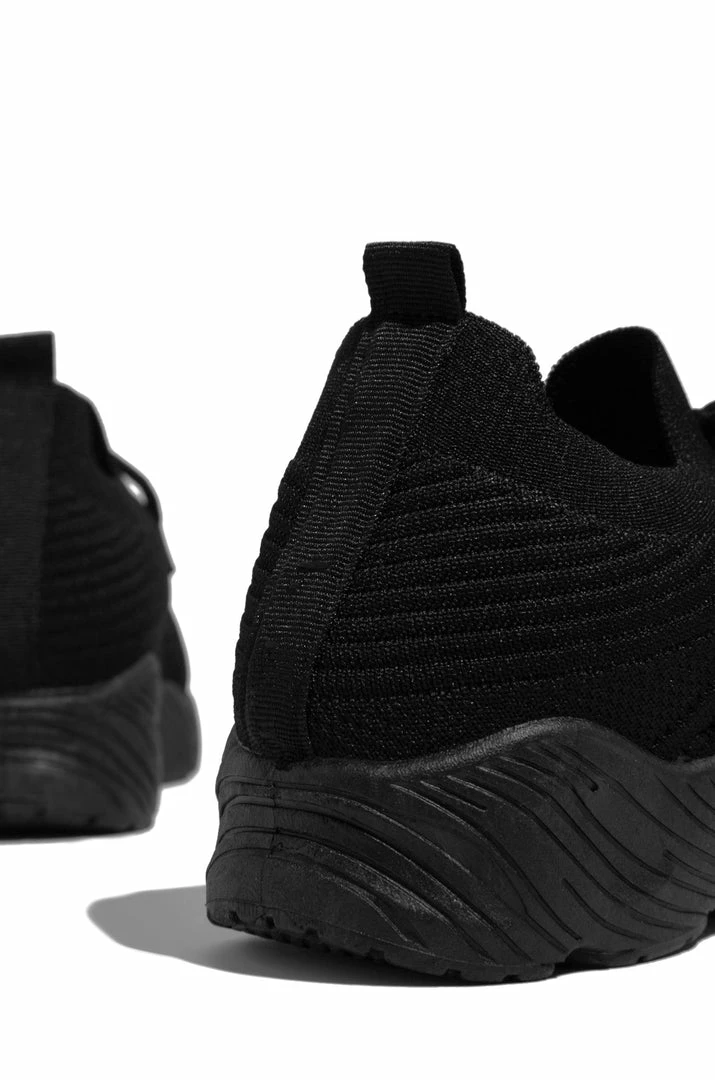 WDIVA Shoes Not Giving Up - Black