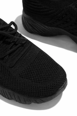 WDIVA Shoes Not Giving Up - Black