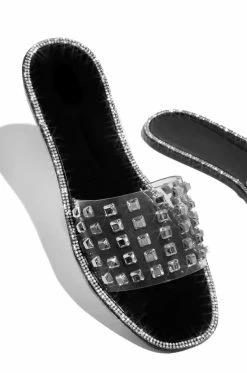 WDIVA Luxe Chillin - Black Shoes