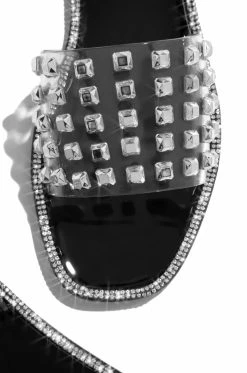 WDIVA Luxe Chillin - Black Shoes