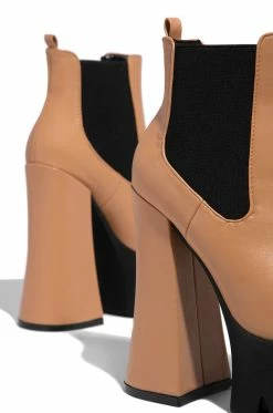 SOME Royale - Nude Shoes