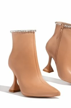 SOME Iconic Sights - Nude Shoes