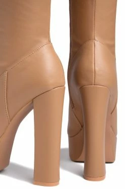 SOME Adrienna - Nude