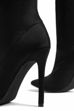 LEMDRP Shoes Run The Game - Black