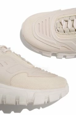 LEMND Champion Moves - Bone Shoes