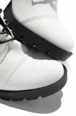 WDIVA Shoes Lyon - White