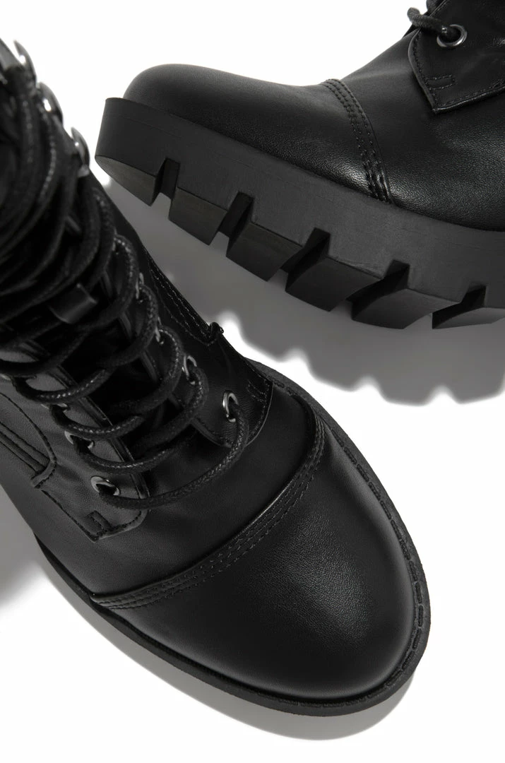 WDIVA Shoes Lyon - Black