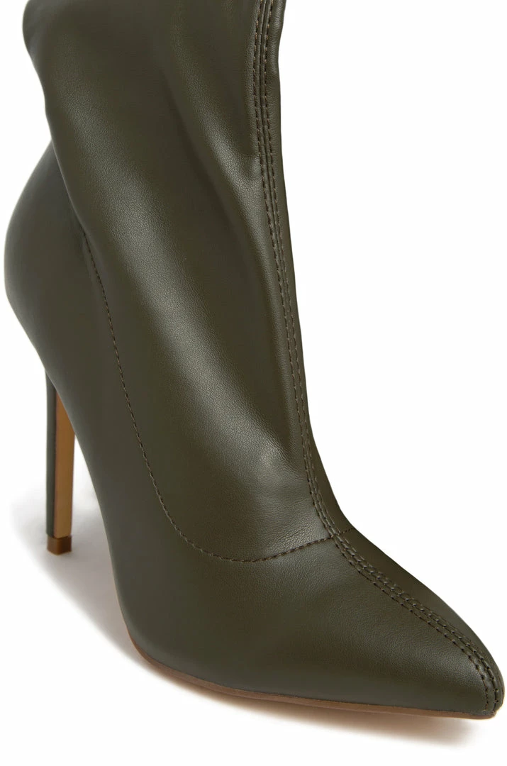 LILIA Sultry Touch - Olive