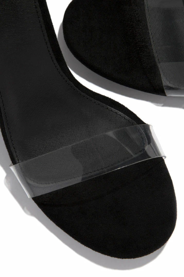 OLVJAY Catwalk Worthy - Black