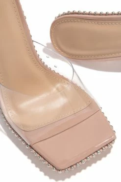 WDIVA Fashion Type - Nude Shoes