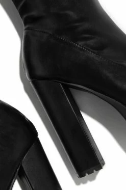 LILIA Livia - Black Shoes