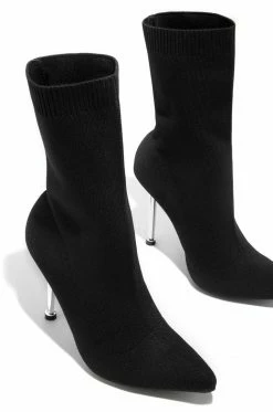 SOME Well Behaved - Black