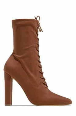 LILIA Weekend Strut - Tan