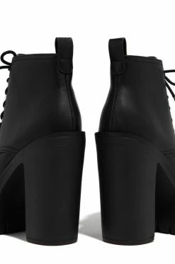 SODA Moonlight - Black