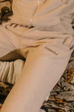 MSLOLA Grateful - Nude