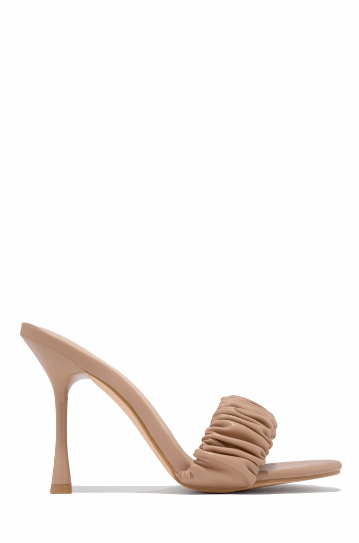 OLVJAY Silvye - Nude