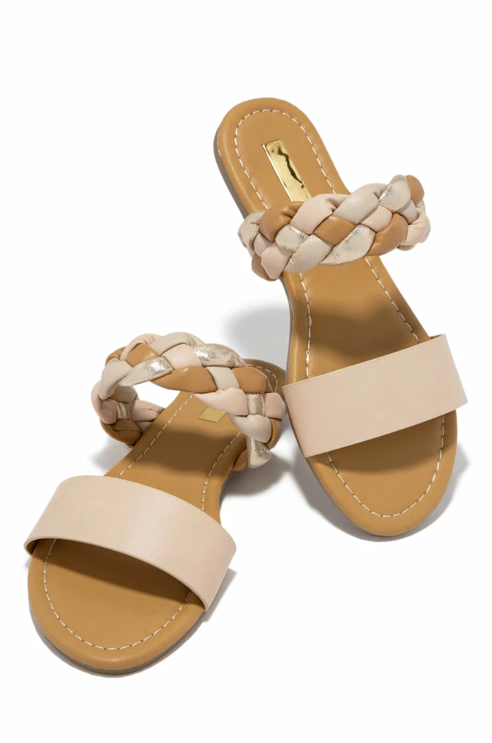 QUPD Amalya - Nude Shoes