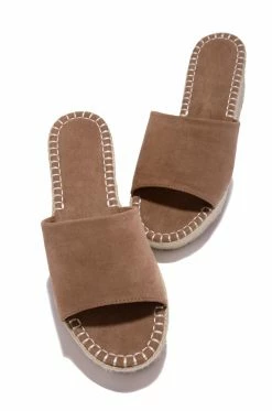 BBOO Tulum Diaries - Camel