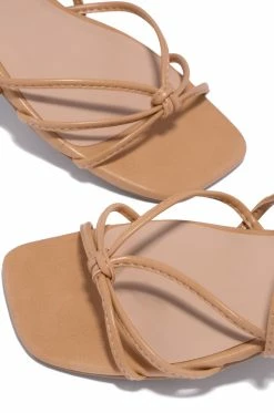 SODA Nicoline - Nude