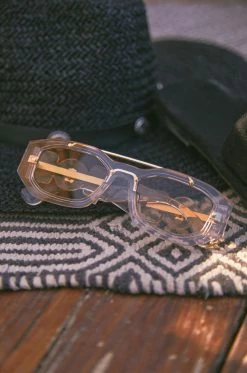 H Sunset Dreams - Nude