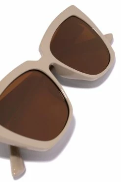 SH Accessories Poolside Views - Nude