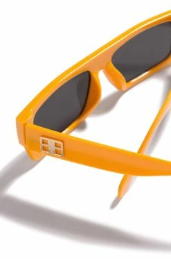 H Dakota - Orange Accessories