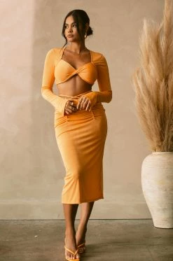 EMPK Leneya - Orange Clothing