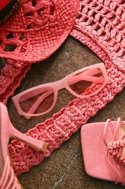 Weekend Vibe - Pink Accessories