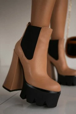 SOME Royale - Nude Shoes