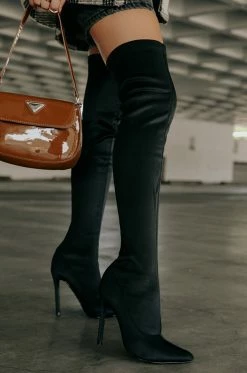 LEMDRP Shoes Run The Game - Black