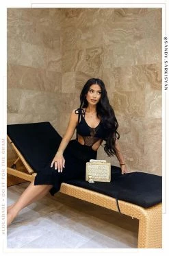 EMPK Clothing Sarya - Black