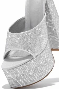 MATA Aniza - Silver Shoes