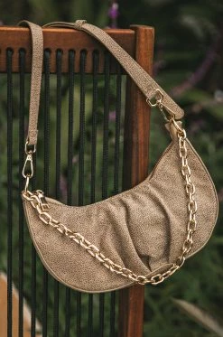 UR Iconic Luxe - Nude Accessories