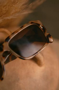 IF Summer Cool - Nude Tortoise