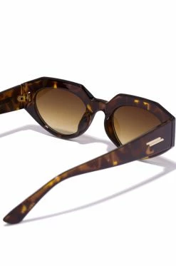 NK Summer Vibes - Tortoise Accessories