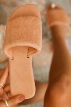 QUPD Shoes Sunday Morning - Nude