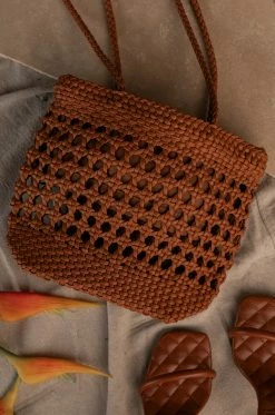 UR Vacation Style - Tan Swim