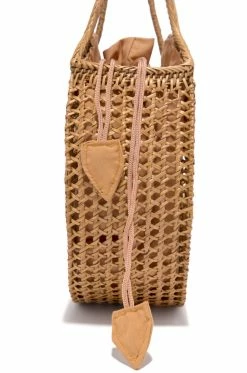 EVR Tropical Oasis - Tan Accessories