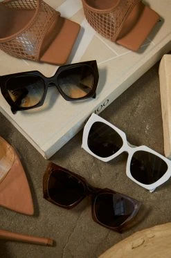 IF Private Yacht - Tortoise Accessories