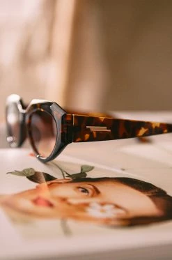 NK Summer Vibes - Tortoise Accessories