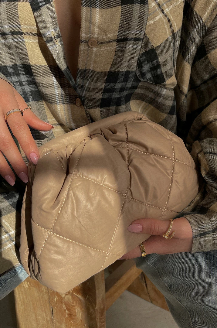 UR Accessories Touch Of Chic - Nude