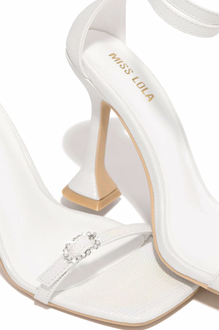 SOME Shoes Iriel - White