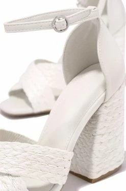 QUPD Shoes Vita - White