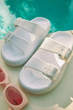 BBOO Shoes Kenzie - White