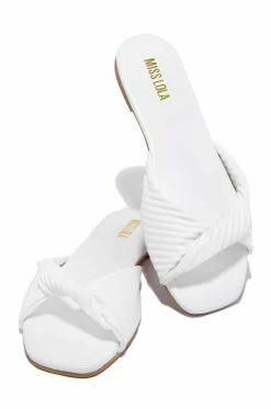 SOME Summer Daydream - White