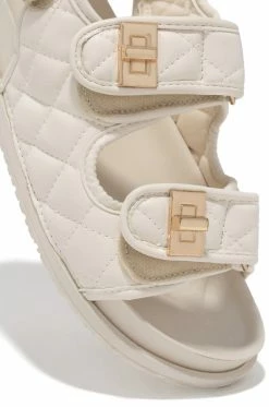 QUPD Shoes Callie - White