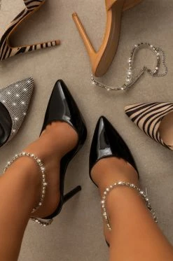 SOME Xalina - Black Pat