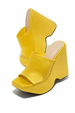 MIXX Staci - Yellow Shoes