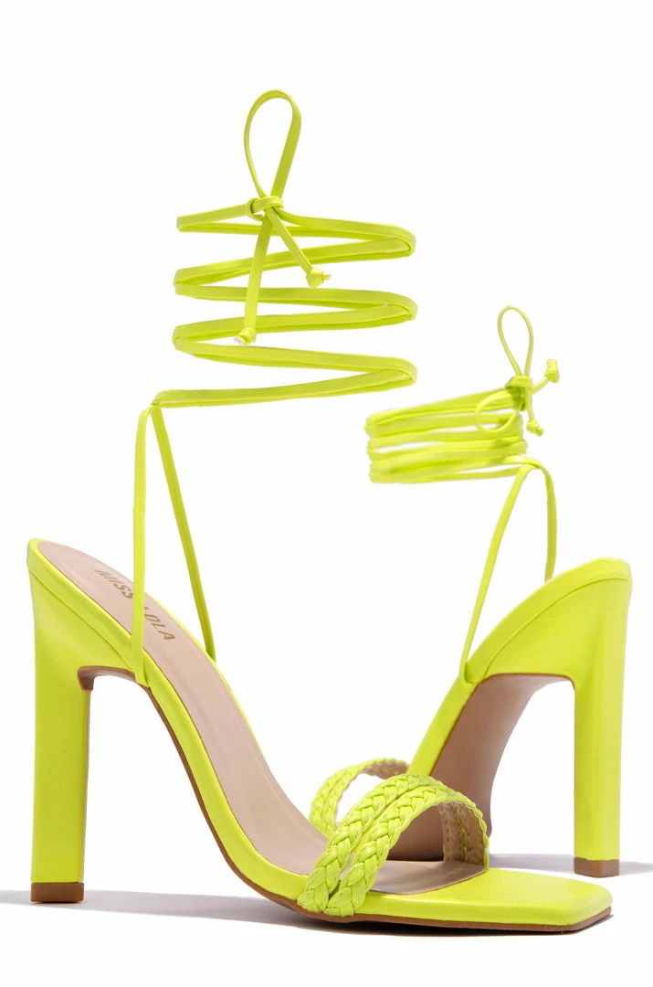 SOME Jasmine - Yellow Shoes