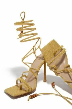 SOME Ophelia - Yellow Shoes